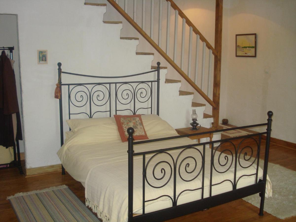 Romantic Gite Nr St Emilion With Private Pool And Views To Die For Pujols  Luaran gambar