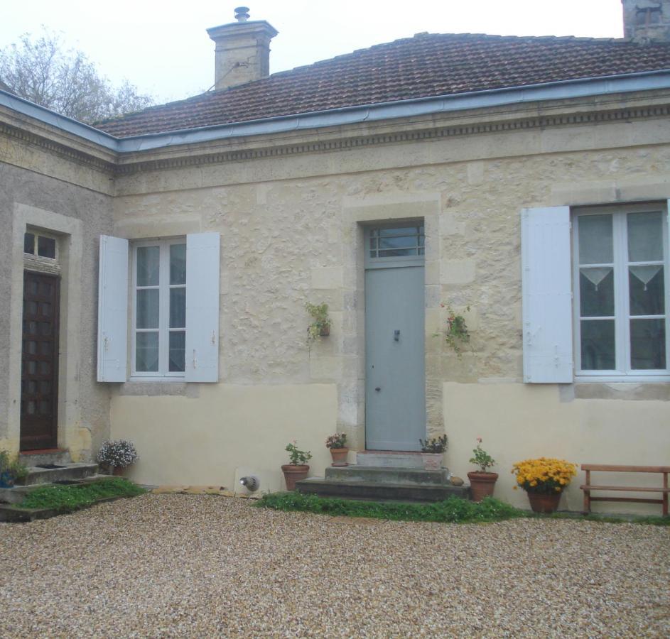 Romantic Gite Nr St Emilion With Private Pool And Views To Die For Pujols  Luaran gambar
